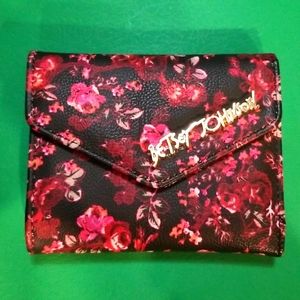 NWOT Betsy Johnson Floral Rose bill fold wallet